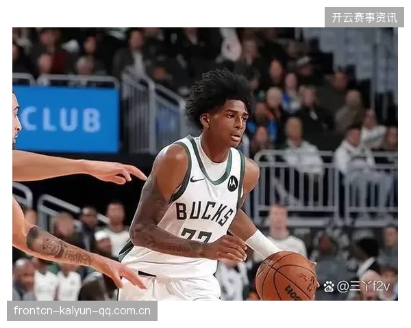 独行侠篮下撞开防守轻松放篮——打破极限的篮球精神